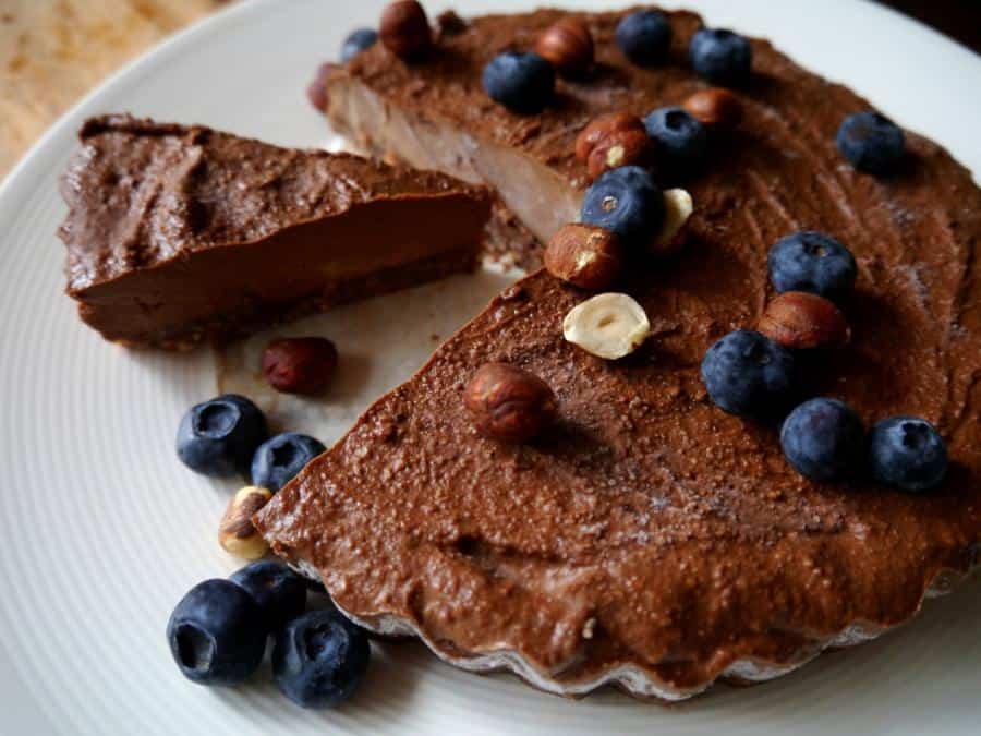 Almost Raw Nutella Cake (Gluten-Free)