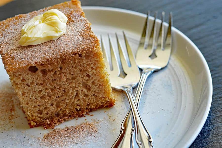 Amish Applesauce Snackin’ Cake